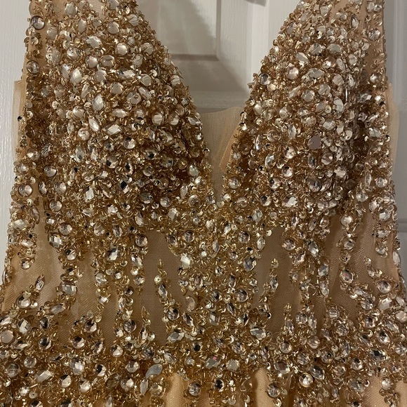 Tiffany Designs by Christina Wu - Picture 3 of 5